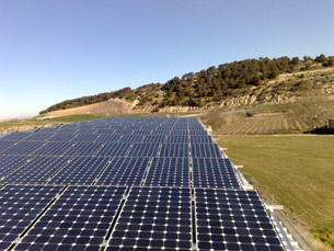 Champs de panneaux solaires photovoltaïques